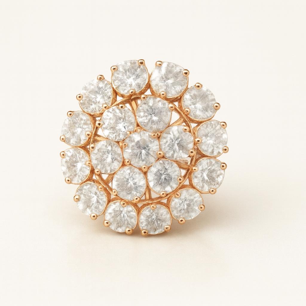 La DiaMantés | Sunburst Elegance Diamond Ring